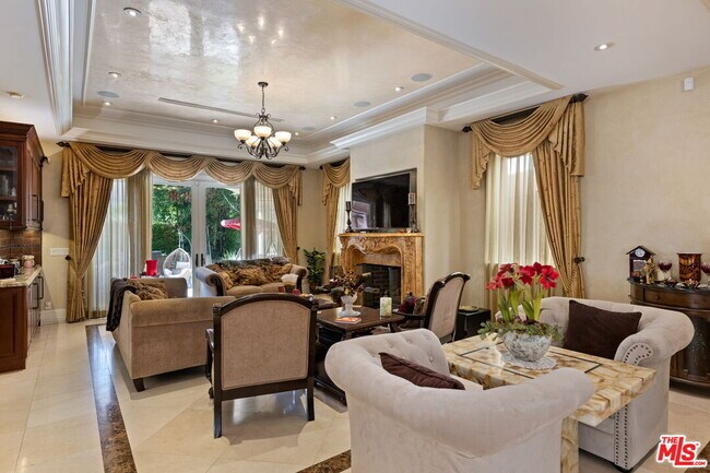 Building Photo - 2023 Parnell Ave