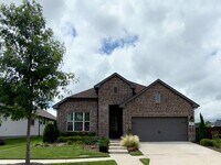 Building Photo - 1804 Welker Dr