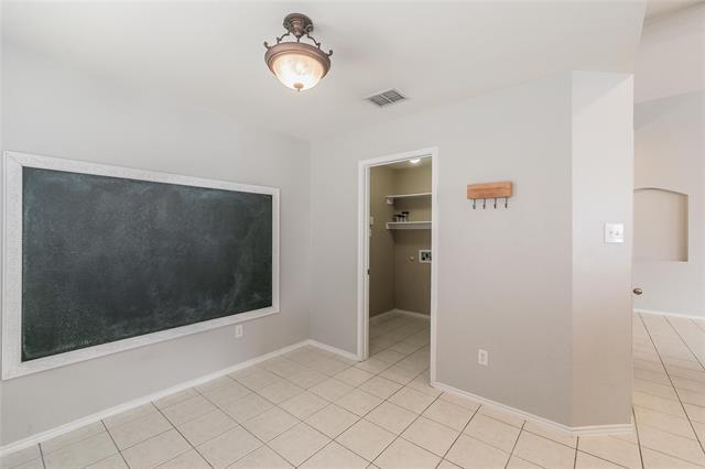 Building Photo - 506 Stiles Dr