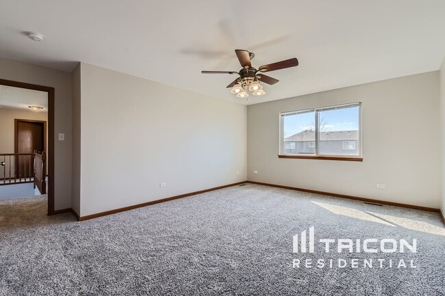 Building Photo - 3501 Stone Creek Dr