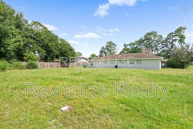 Building Photo - 2531 W David Dr