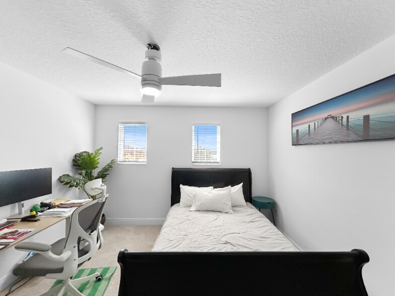 Primary Photo - 9714 Provencal Ave