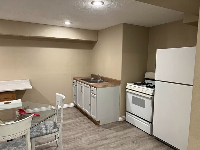 Building Photo - HOU-A 962