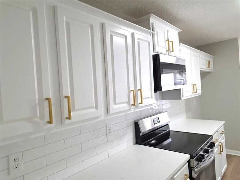 Building Photo - 3610 Muskie Ln