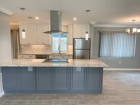 Building Photo - 3509 NW 25th Way