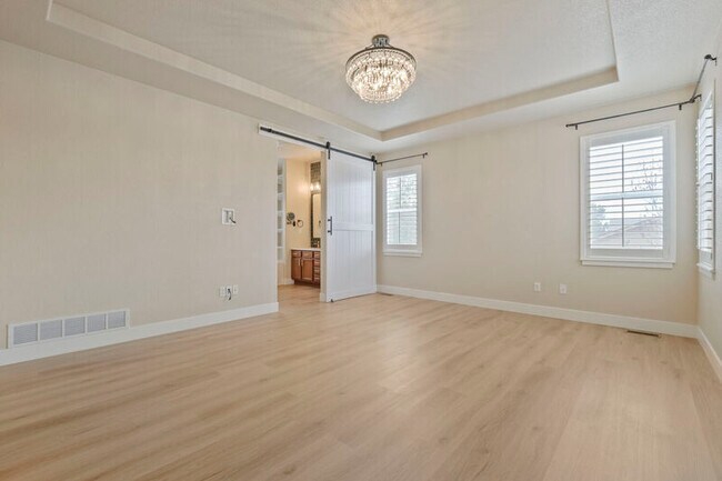 Building Photo - 5839 Yancey Dr