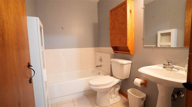 Building Photo - 33515 Chancey Rd