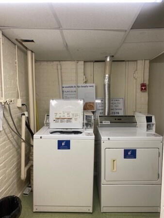 Building Photo - 244 Beacon St