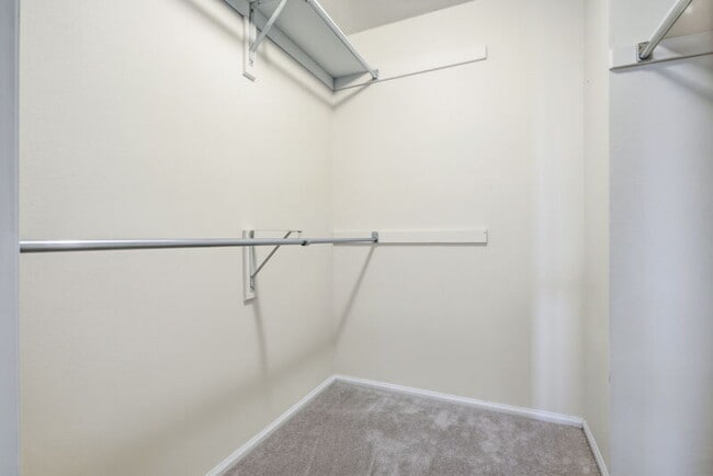 Building Photo - 6170 E Briarwood Cir