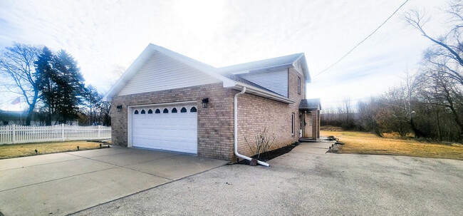 Building Photo - 6625 Washington Ave