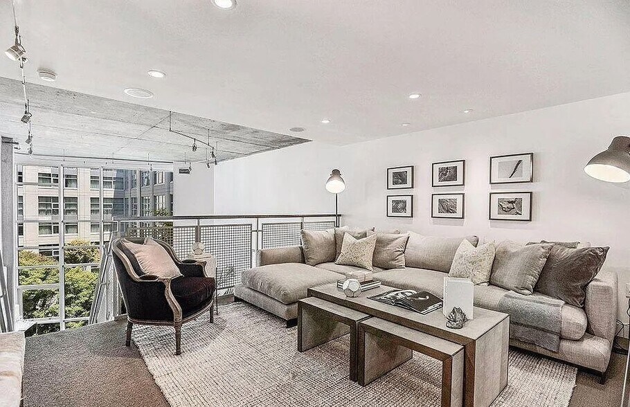 Building Photo - 200 Brannan St