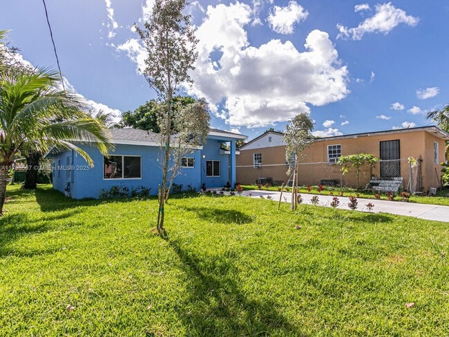 Building Photo - 1468 NW 51st St