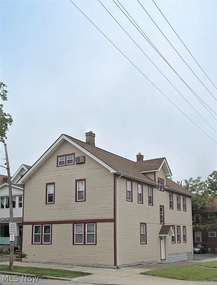 Building Photo - 1304 W 64th St