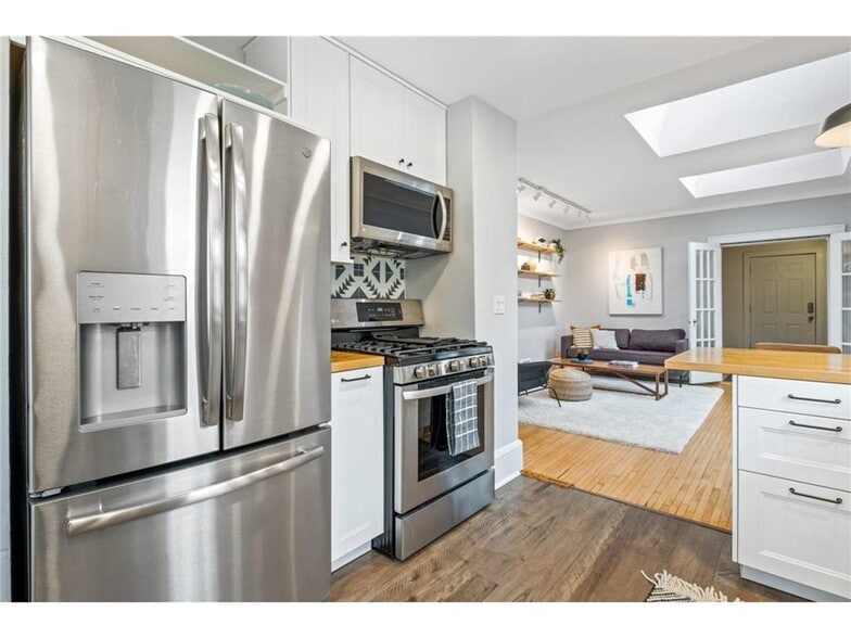 Building Photo - 972 Watson Ave