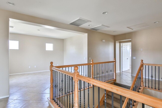 Building Photo - 83284 Lightning Rd
