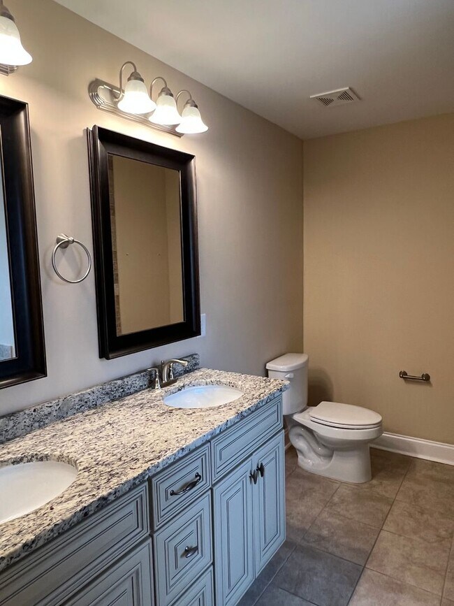 Building Photo - Beautiful Prattville Home