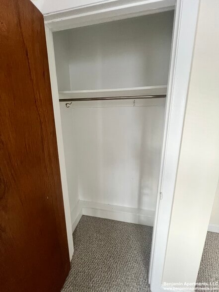 Building Photo - 15 Allen St