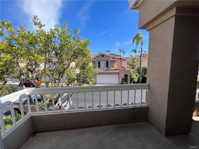 Building Photo - 33636 Sundown Ct