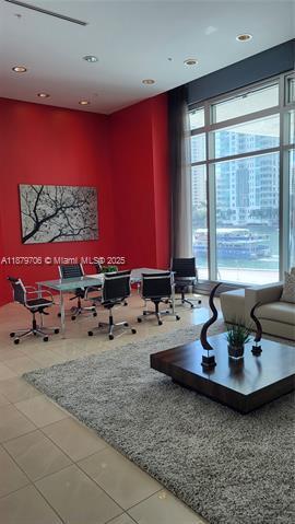 Building Photo - 300 S Biscayne Blvd