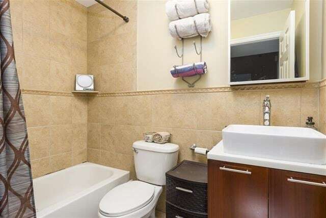 Building Photo - 42 Prospect St