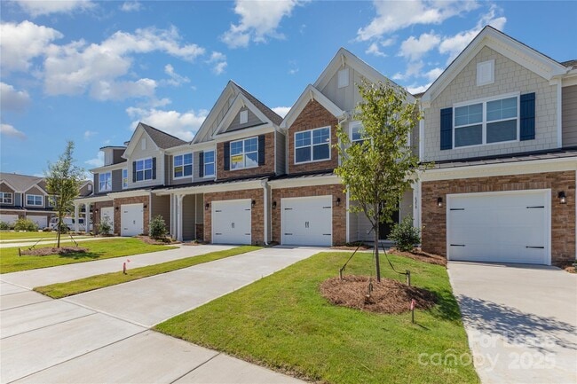 Building Photo - 6258 Tea Olive Dr