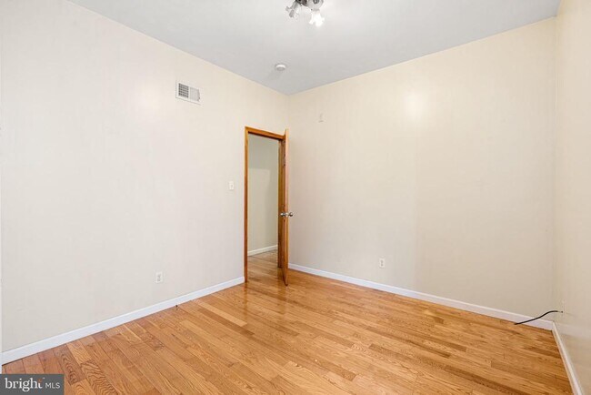 Building Photo - 1235 W Allegheny Ave