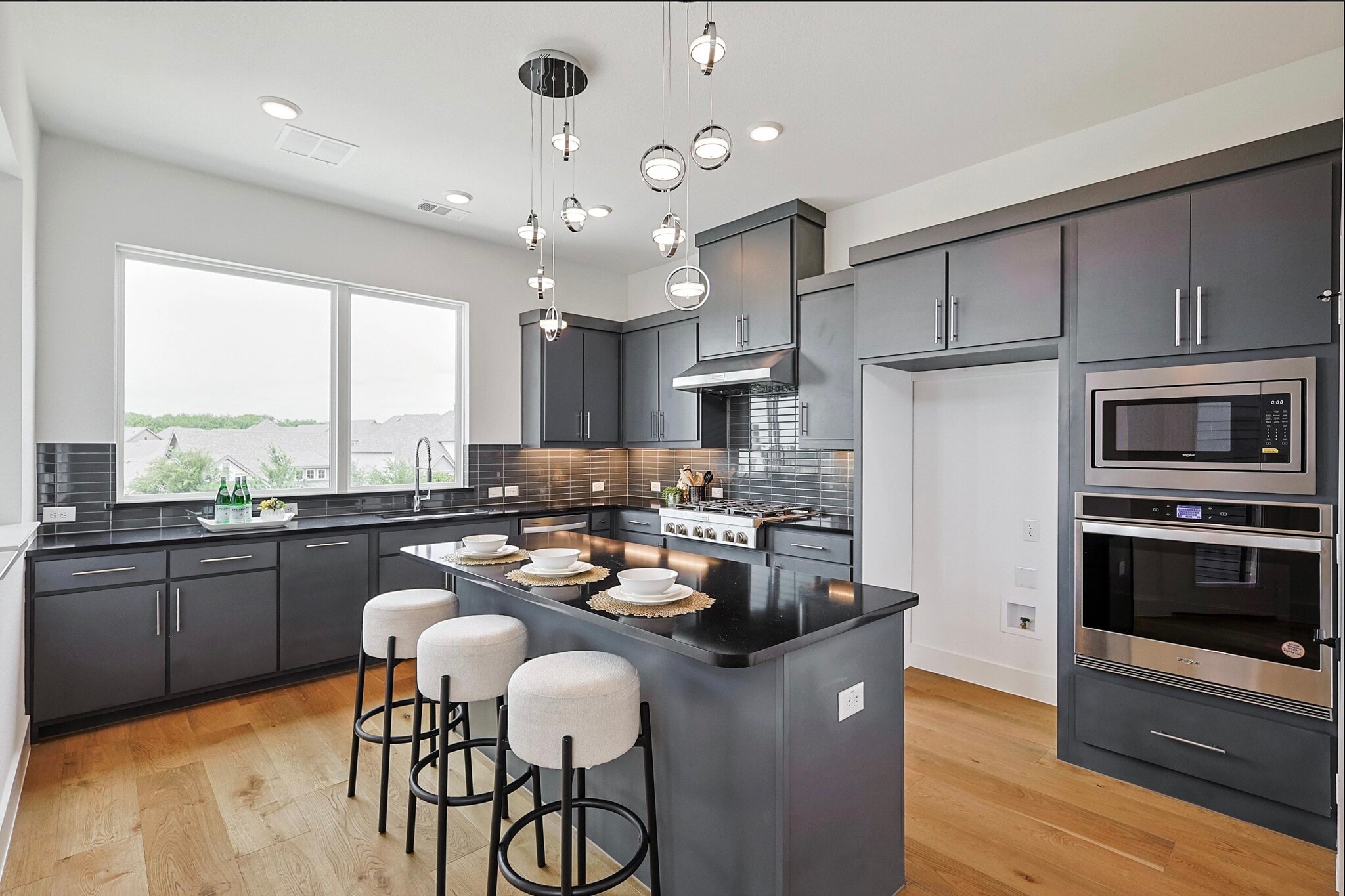 Kitchen - 7621 Hewitt