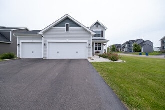 Building Photo - 18196 Goldfinch Wy