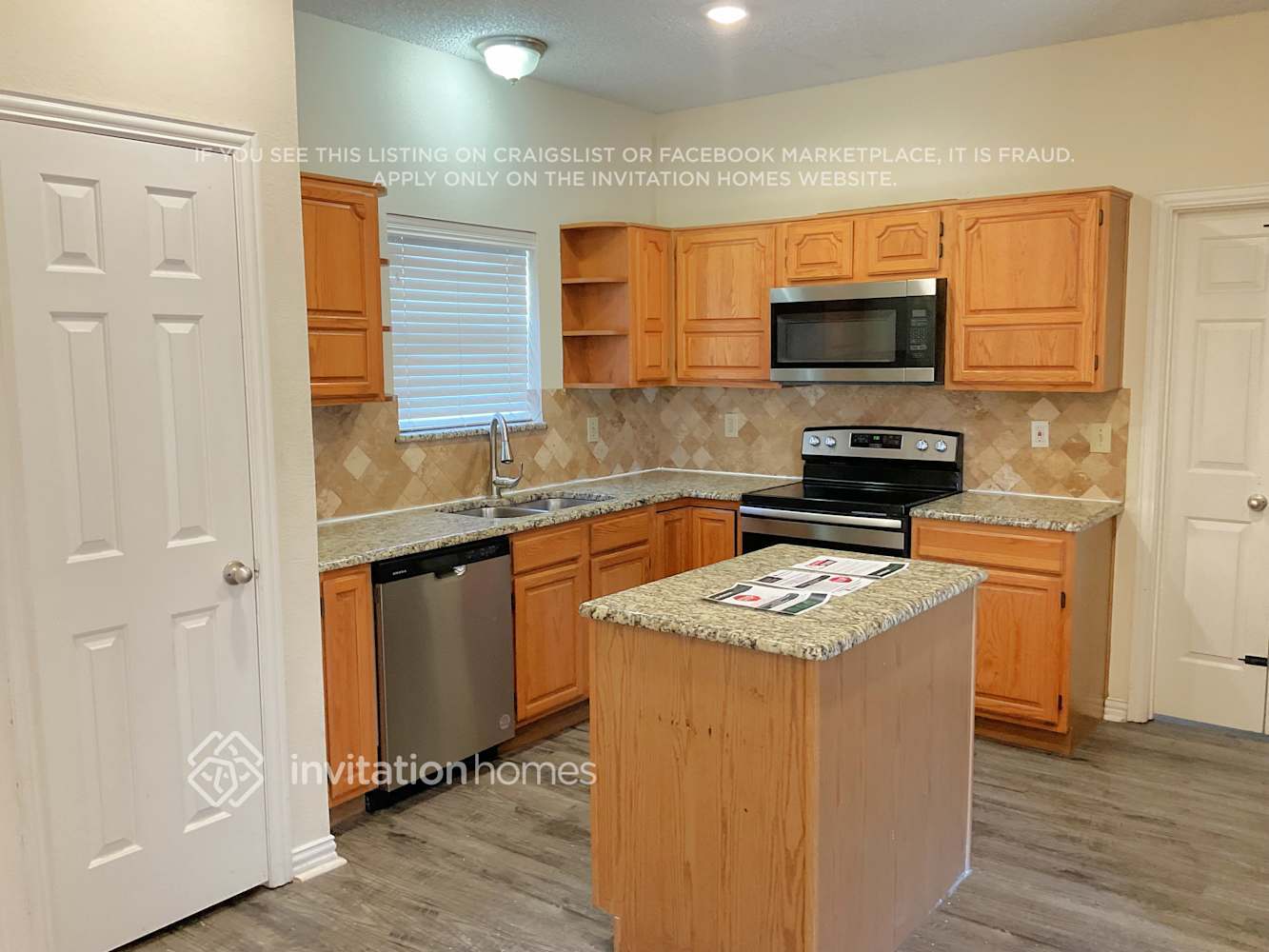 Building Photo - 3302 Hunter Cove Dr