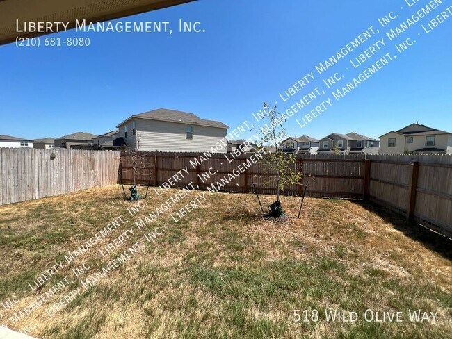 Building Photo - 518 Wild Olive Wy