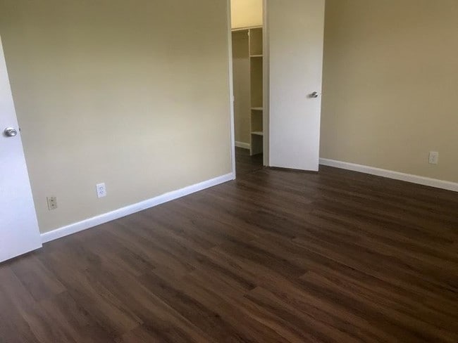 Building Photo - 5205 Eadie Pl