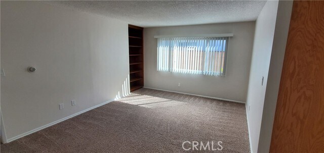 Building Photo - 15038 Hiawatha St