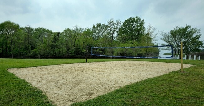 Building Photo - 10983 Maywood St