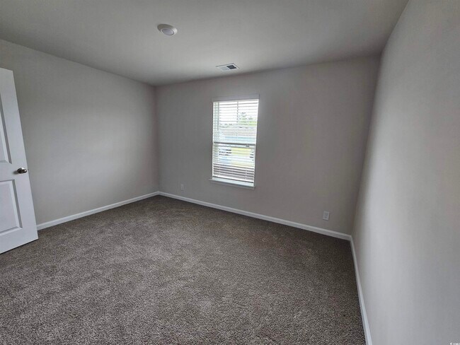 Building Photo - 374 Jeff Waters Cir