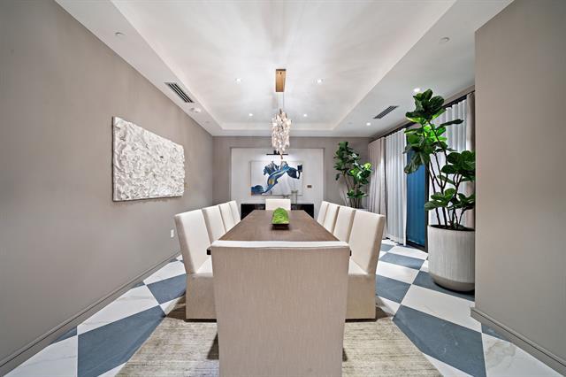 Building Photo - 3111 Sunset Blvd