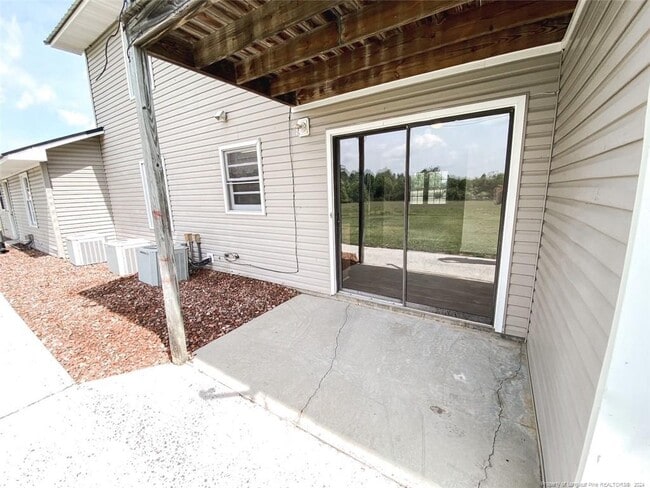 Building Photo - 1829 Horne Camp Rd