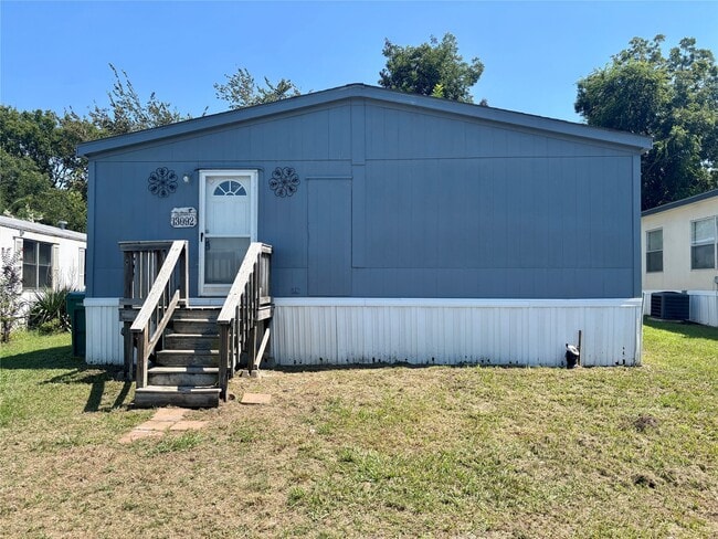 Building Photo - 13092 Enchanted Vista
