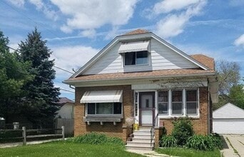 Building Photo - 1816 44th St