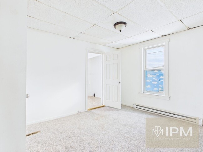 Building Photo - Bright 3 Bedroom, 1.5 Bath Home in Lebanon, Pa!