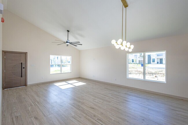 Building Photo - 5704 Kylee Dr