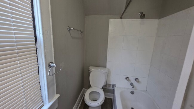 Building Photo - 3 Bed 2 Bath Rare to Rent!