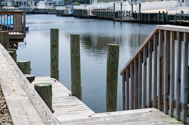 Building Photo - 771 Jane Dr