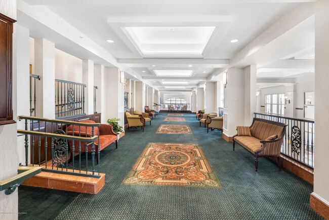 Building Photo - 700 Ocean Ave N