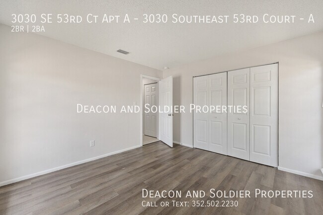 Building Photo - 3030 SE 53rd Ct