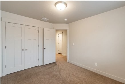 Building Photo - 569 S 120 E