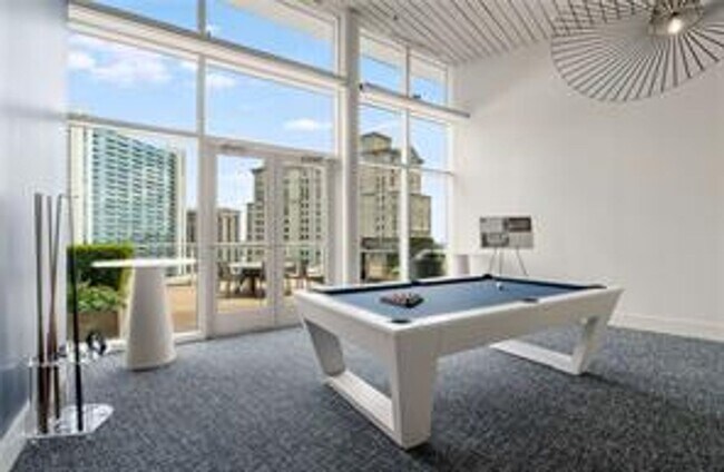 Building Photo - Furnished Luxury Buckhead Condo - Walk to EVERYTHING