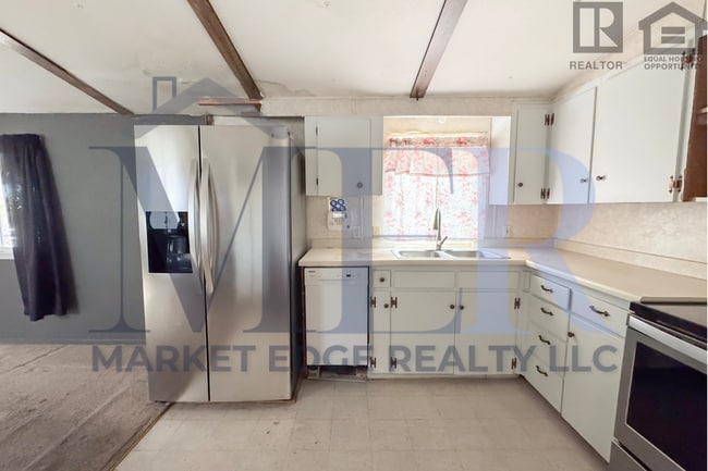 Building Photo - 2Bed/2Bath Mobile Home in Apache Junction! Ready for Immediate Move-In! -- NO HOA! RV PARKING!