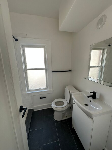 Building Photo - 1384 W 83rd St