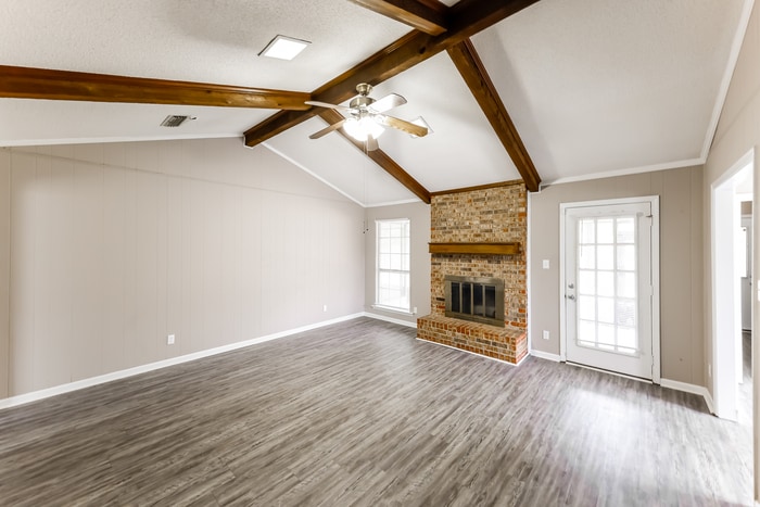 Building Photo - 2737 W Aberdeen Dr