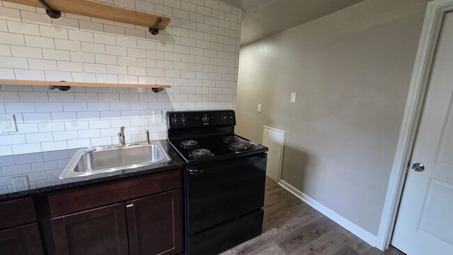 Building Photo - 1919 NW 11th St